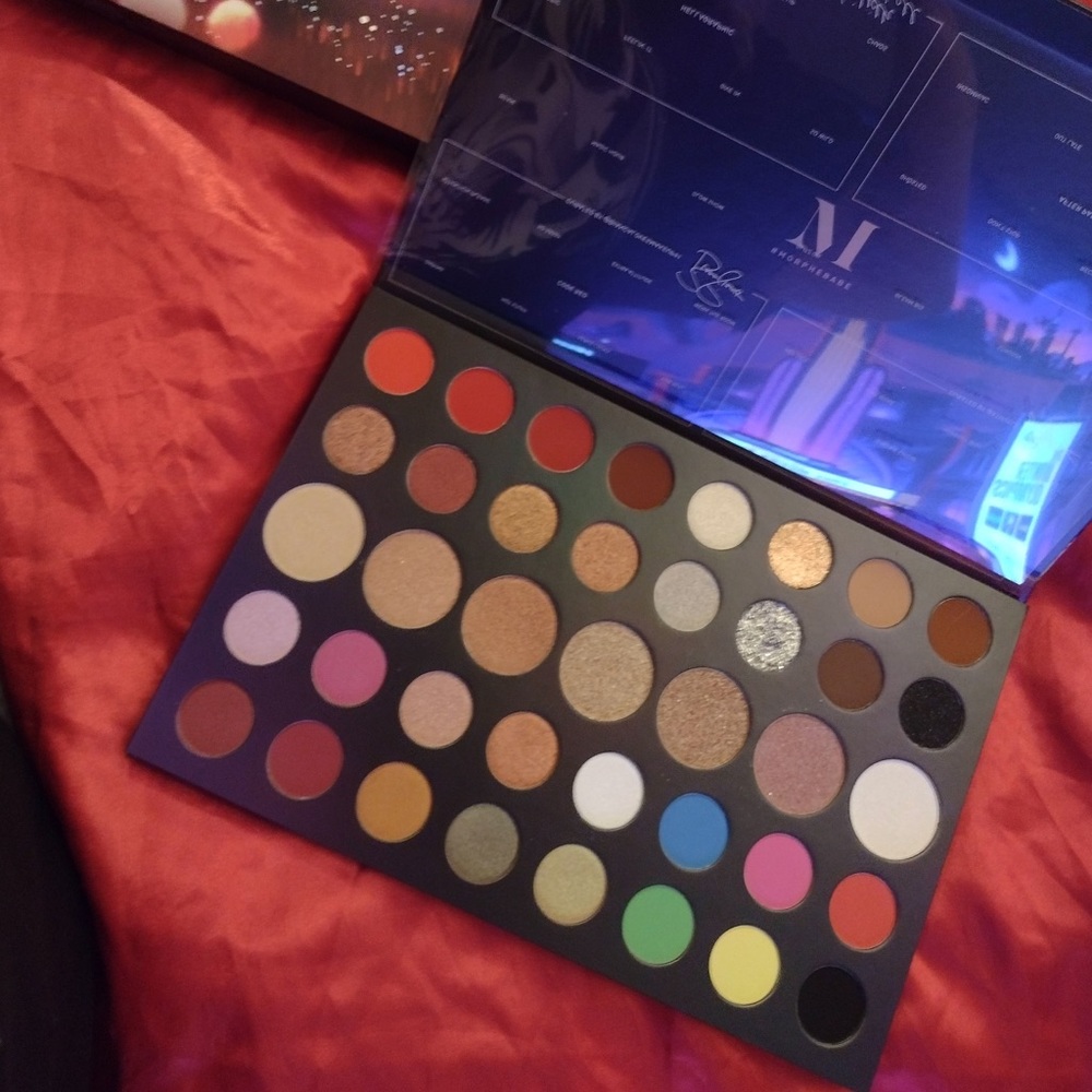 Morph eye pallets new